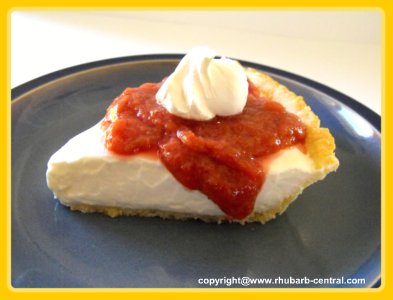 Easy Rhubarb Cheesecake