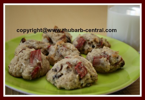 Rhubarb Raisin Cookies 