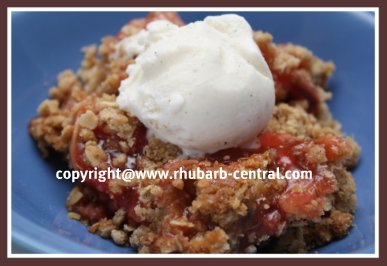 Rhubarb Crunch Dessert 