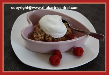 Rhubarb Raspberry Crisp Recipe Image