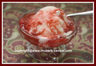 Rhubarb Strawberry Sauce 