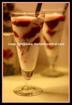 Rhubarb Yogurt Parfait for Rhubarb Snack or Dessert