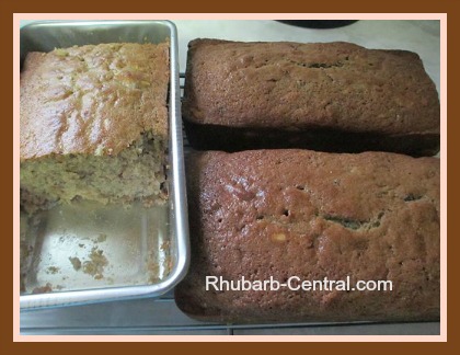 Carolle's Rhubarb Bread with Raspberries
