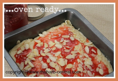 Make Easy Fruit Coffee Cake with Jam 