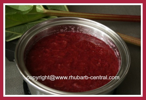 Stewed Rhubarb Sauce Image