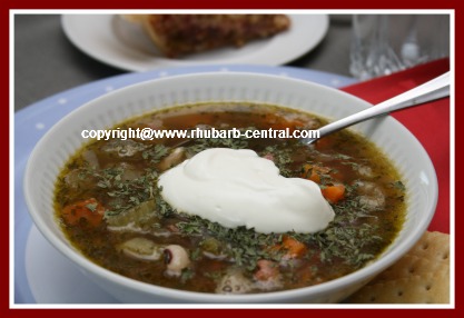 Rhubarb Soup with Chicken