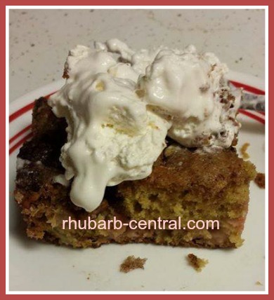 Sour Cream Rhubarb Bars Recipe